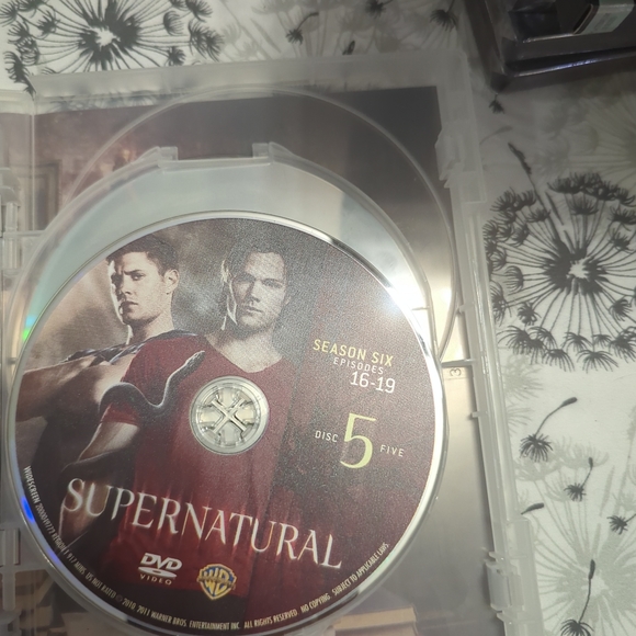 Supernatural Season 6 DVD Box Set VGC - Picture 11 of 11
